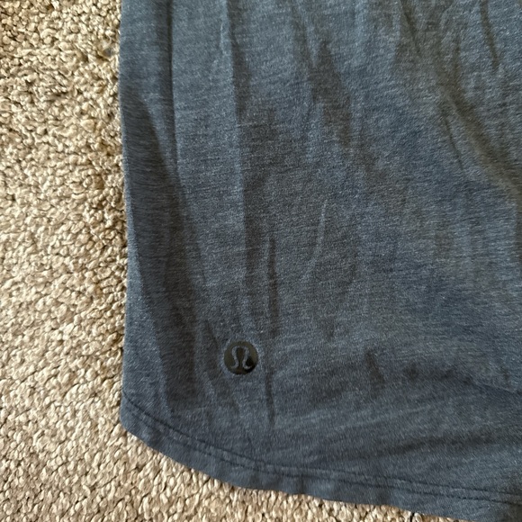 Women's Lululemon Gray Long Sleeve Top - Picture 3 of 4